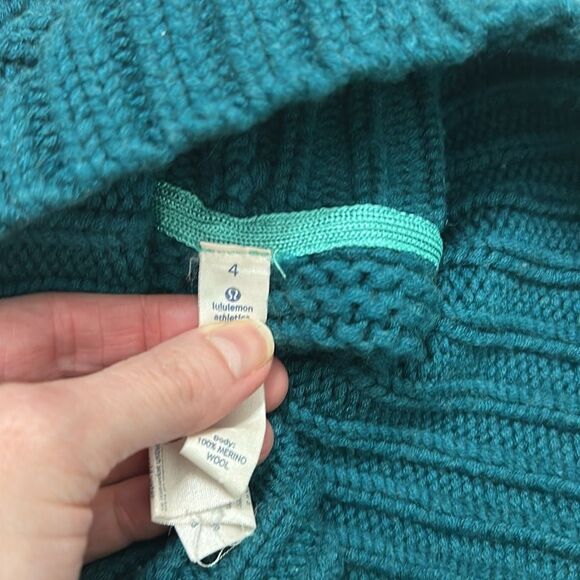 Lululemon Kurmasana green merino wool turtleneck sweater bottom zip 4 - Picture 9 of 9